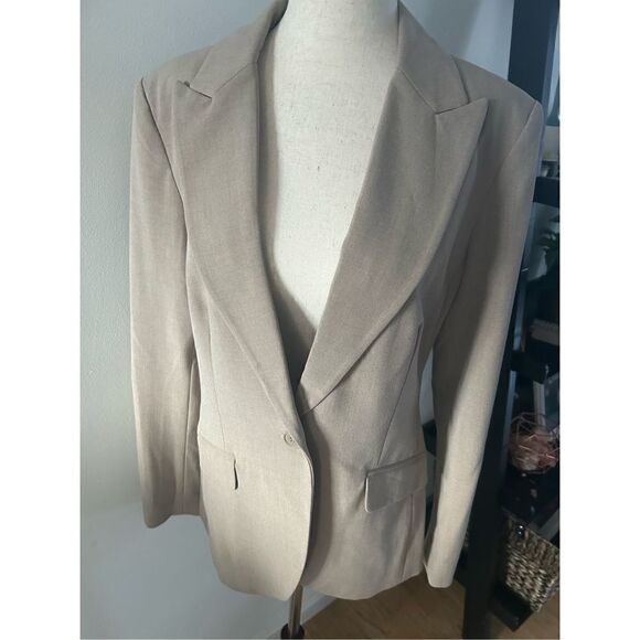 New York & Company Jackets & Blazers - New work and company brown tan blazer new size 8